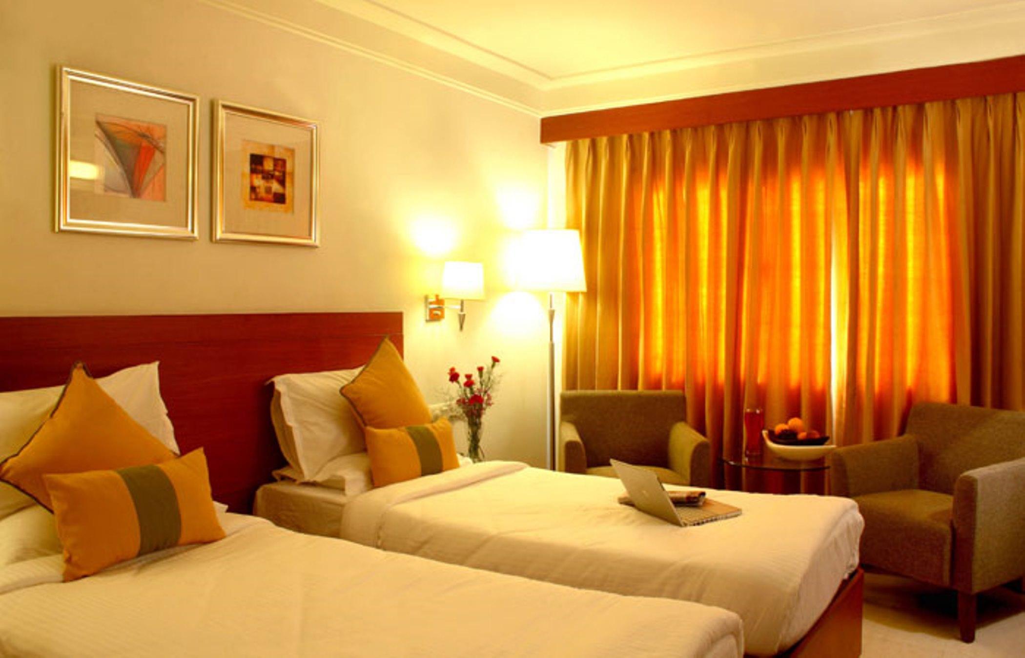 Hotel Hampshire Plaza Hyderabad Esterno foto