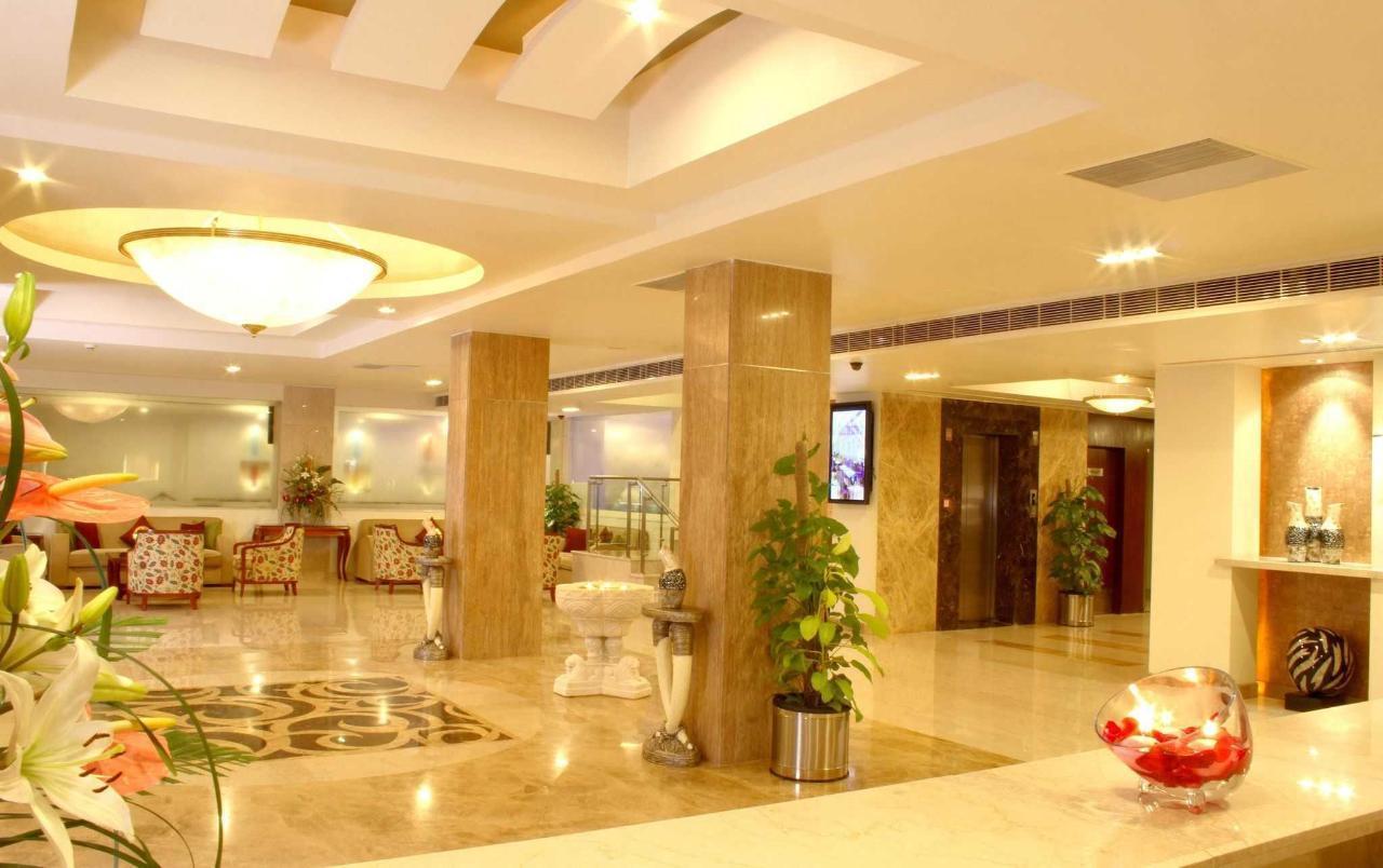 Hotel Hampshire Plaza Hyderabad Esterno foto