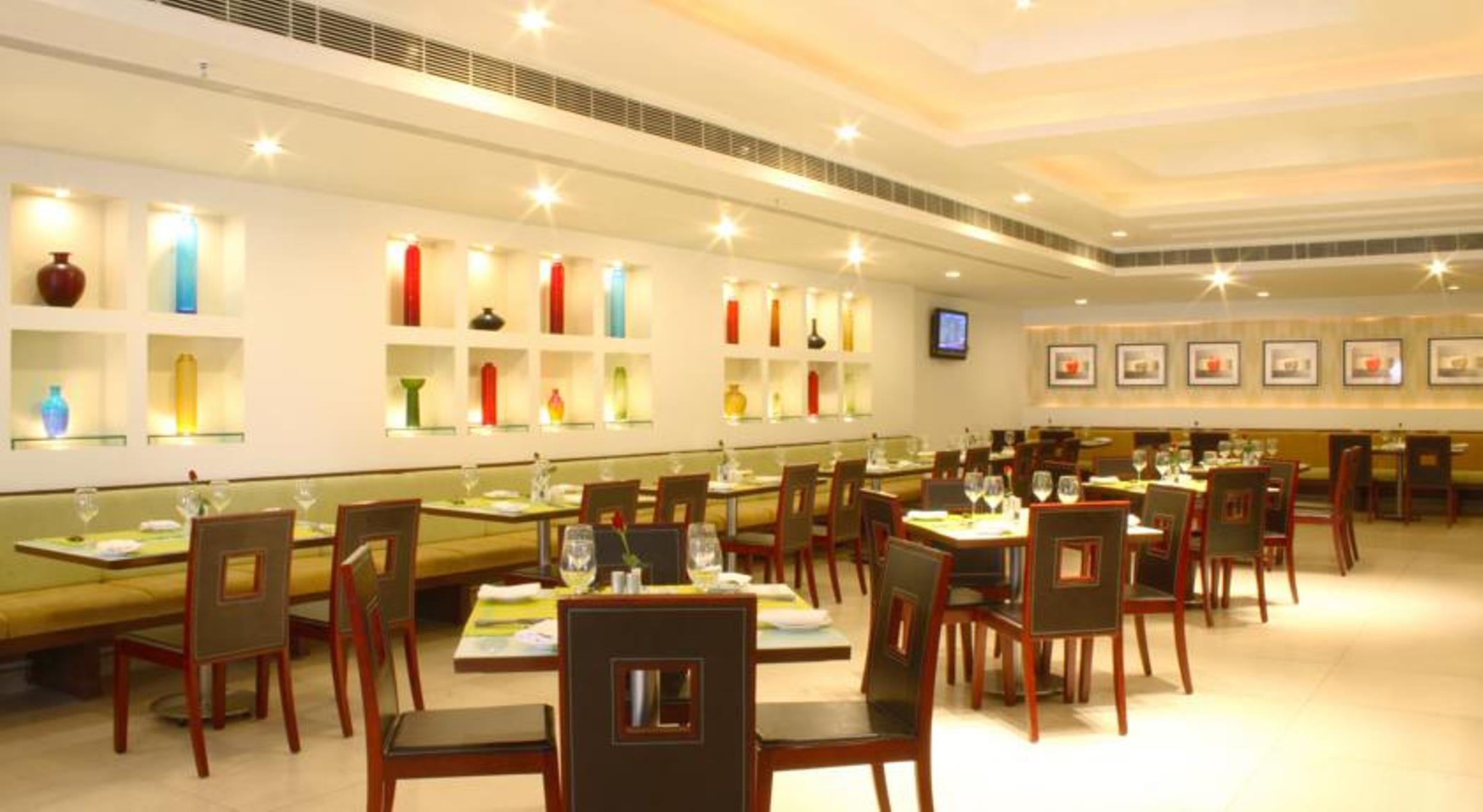 Hotel Hampshire Plaza Hyderabad Esterno foto