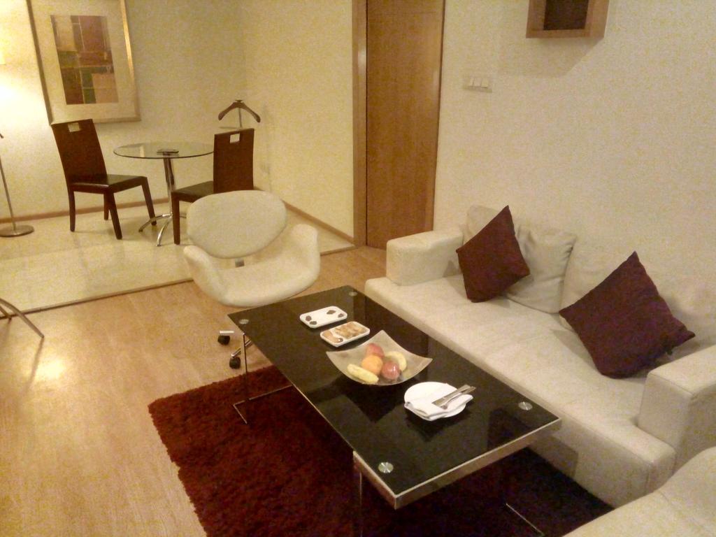 Hotel Hampshire Plaza Hyderabad Esterno foto