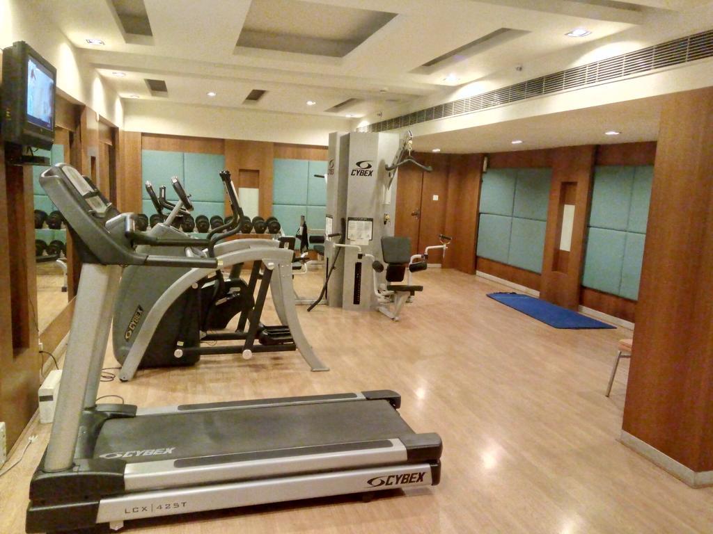 Hotel Hampshire Plaza Hyderabad Esterno foto