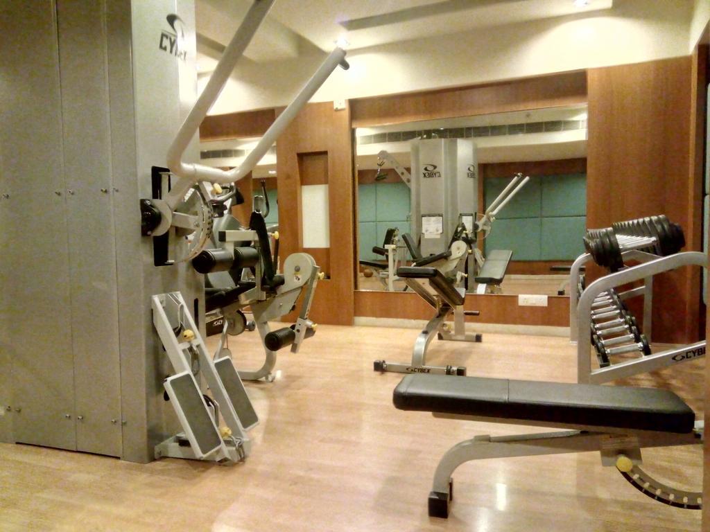 Hotel Hampshire Plaza Hyderabad Esterno foto