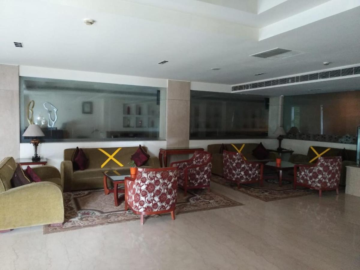 Hotel Hampshire Plaza Hyderabad Esterno foto