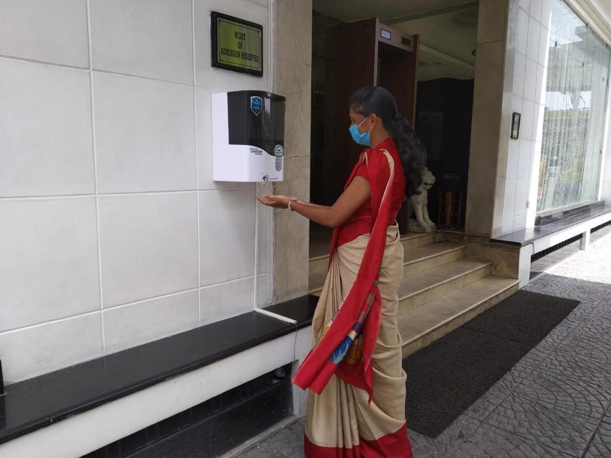 Hotel Hampshire Plaza Hyderabad Esterno foto