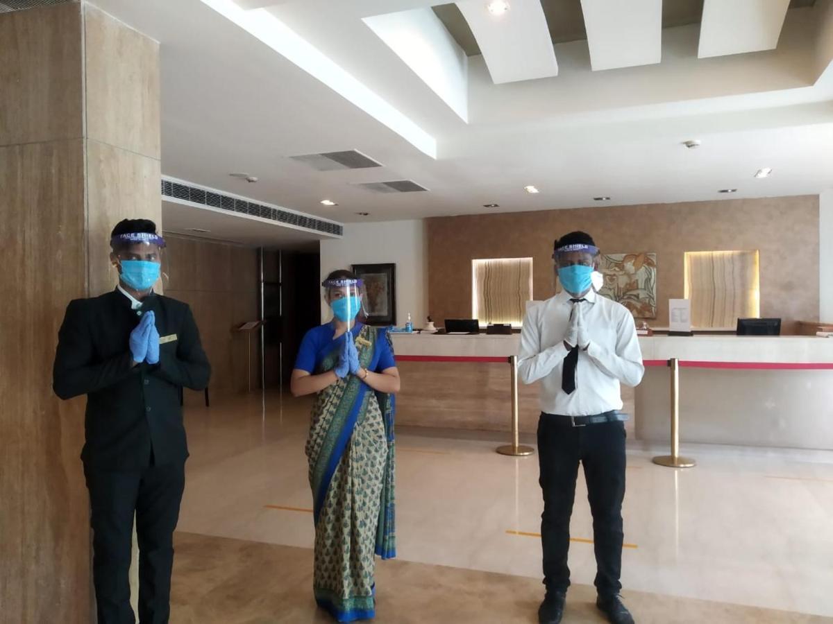 Hotel Hampshire Plaza Hyderabad Esterno foto