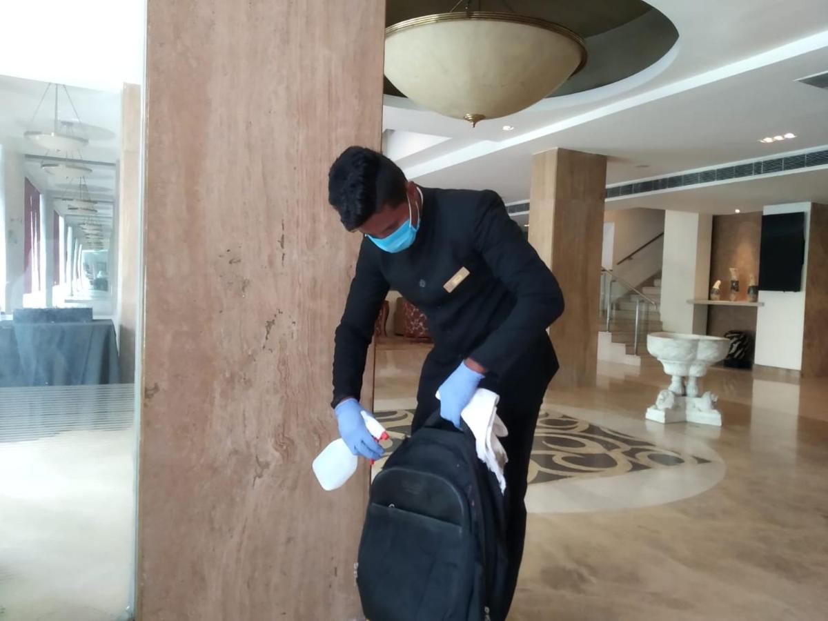 Hotel Hampshire Plaza Hyderabad Esterno foto